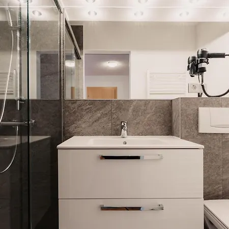 أوبيرفينكيلغوت 4* بيشوفشوفن