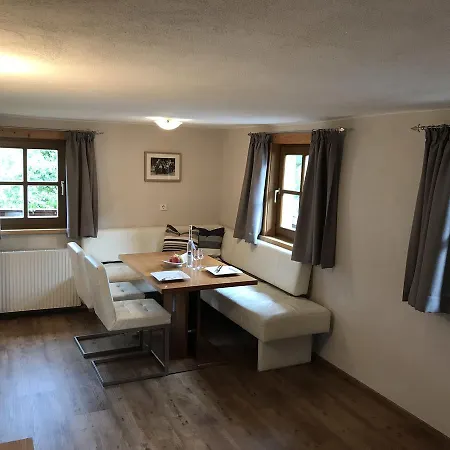 أوبيرفينكيلغوت بيت ضيافة